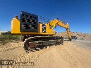 Komatsu PC700LC-11 Excavator
