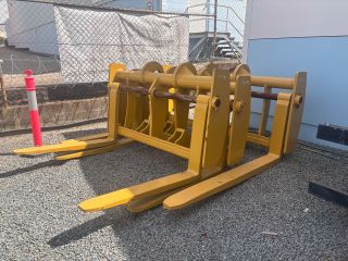 Caterpillar Loader Forks