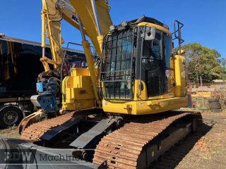 2023 Komatsu PC228USLC-11