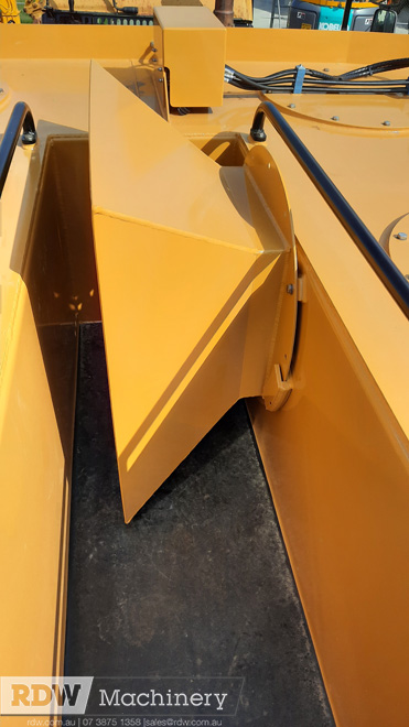 Caterpillar 740, 740B, 740GC Water Tanks - Image 5