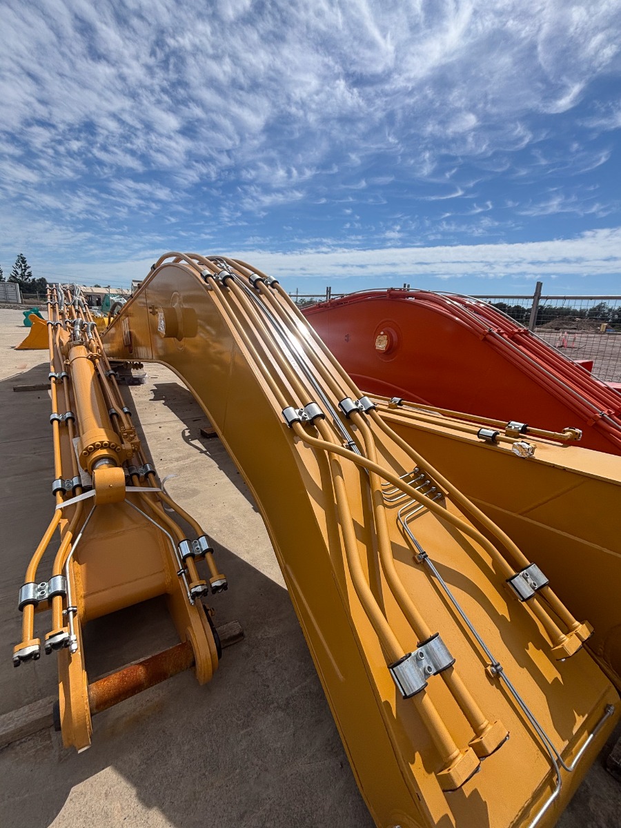 Caterpillar Long Reach Attachments