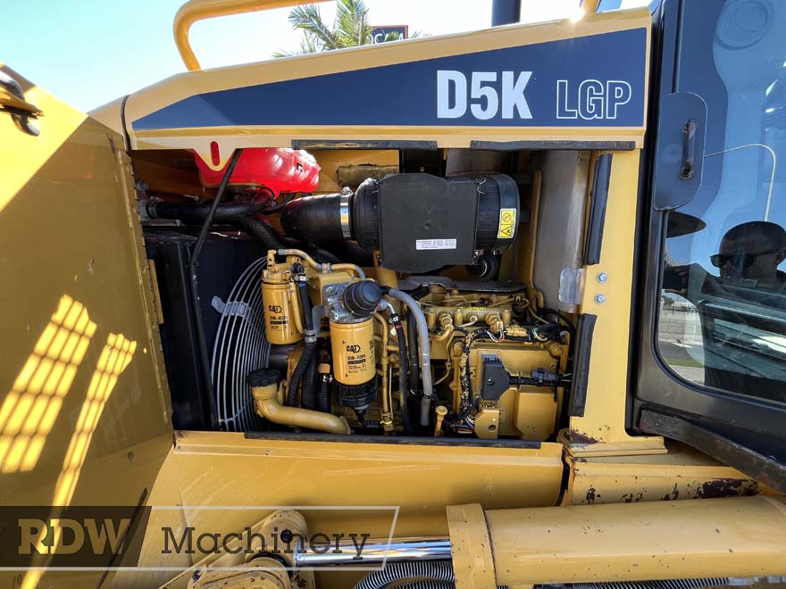 Caterpillar D5K LGP Dozer - Image 14