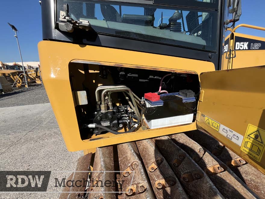 Caterpillar D5K LGP Dozer - Image 16