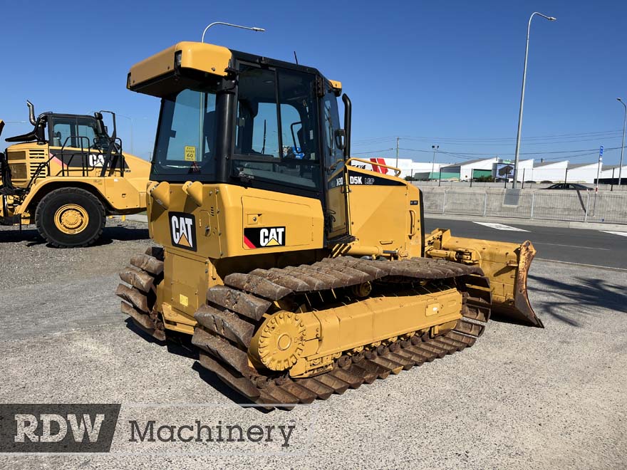 Caterpillar D5K LGP Dozer - Image 10
