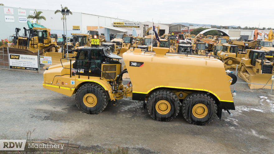 Caterpillar 740, 740B, 740GC Water Tanks - Image 12
