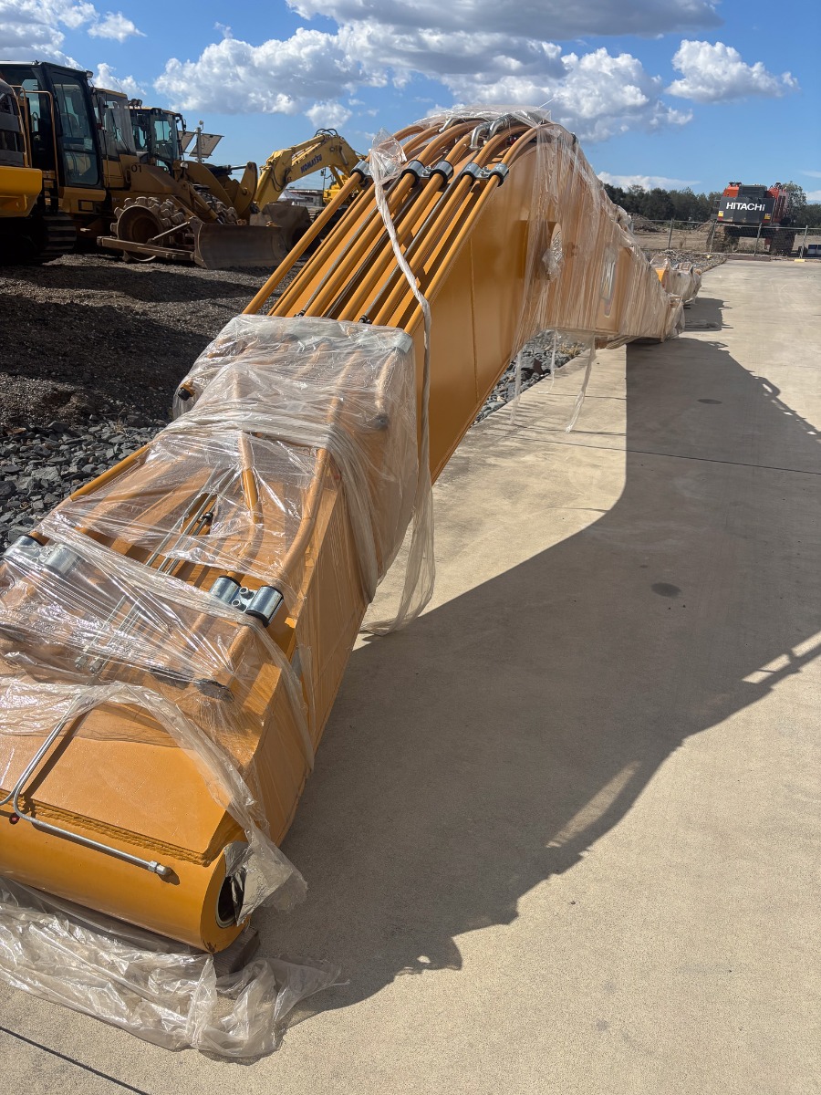 Caterpillar Long Reach Attachments - Image 2