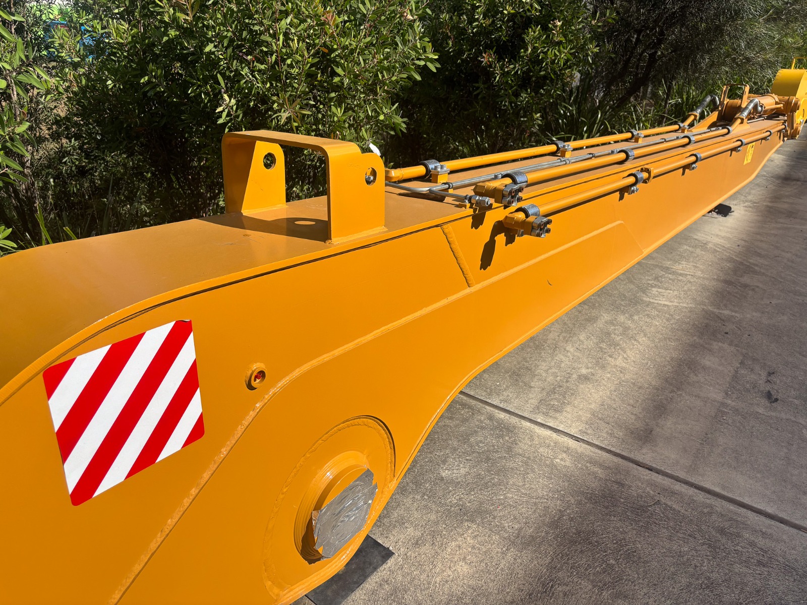 Caterpillar Long Reach Attachments - Image 9