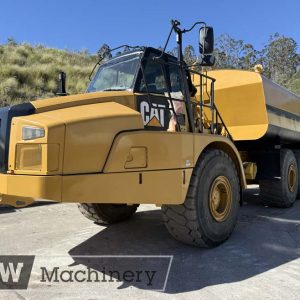 2017 Caterpillar 745C Water Truck