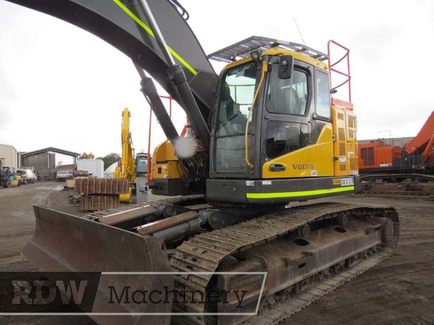 2019 Volvo ECR305CL - Image 3