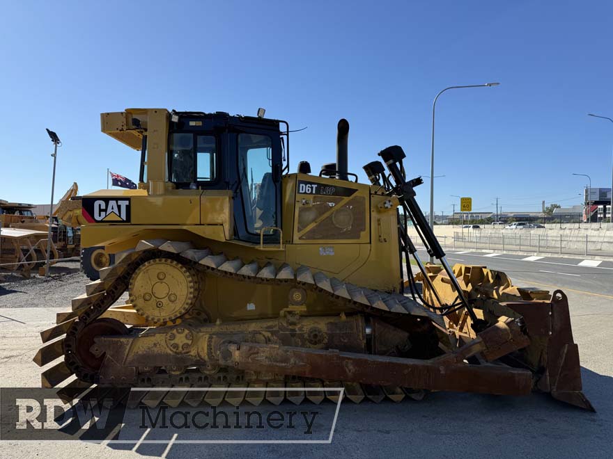 2017 Caterpillar D6T LGP - Image 6