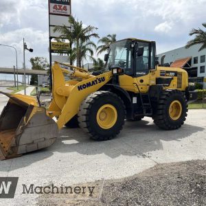 Komatsu WA320-7 Wheel Loader