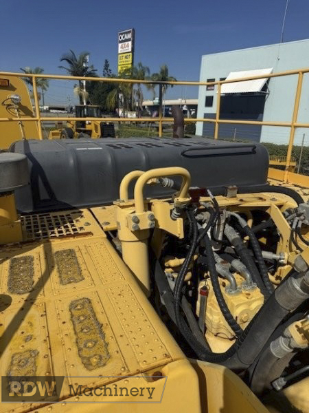 2013 Komatsu PC300LC-8 - Image 4