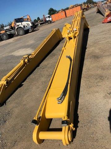 Komatsu Long Reach Attachments - Image 3