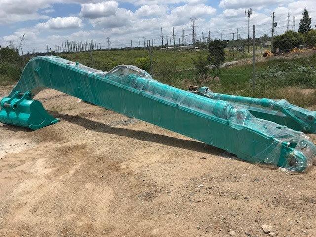 Kobelco Long Reaches Attachments