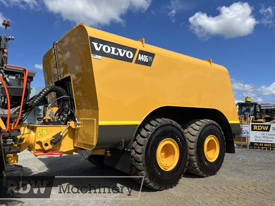 Volvo A40G Water Truck - Image 13