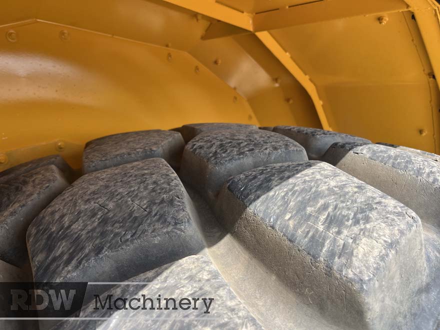 Volvo A40G Water Truck - Image 14