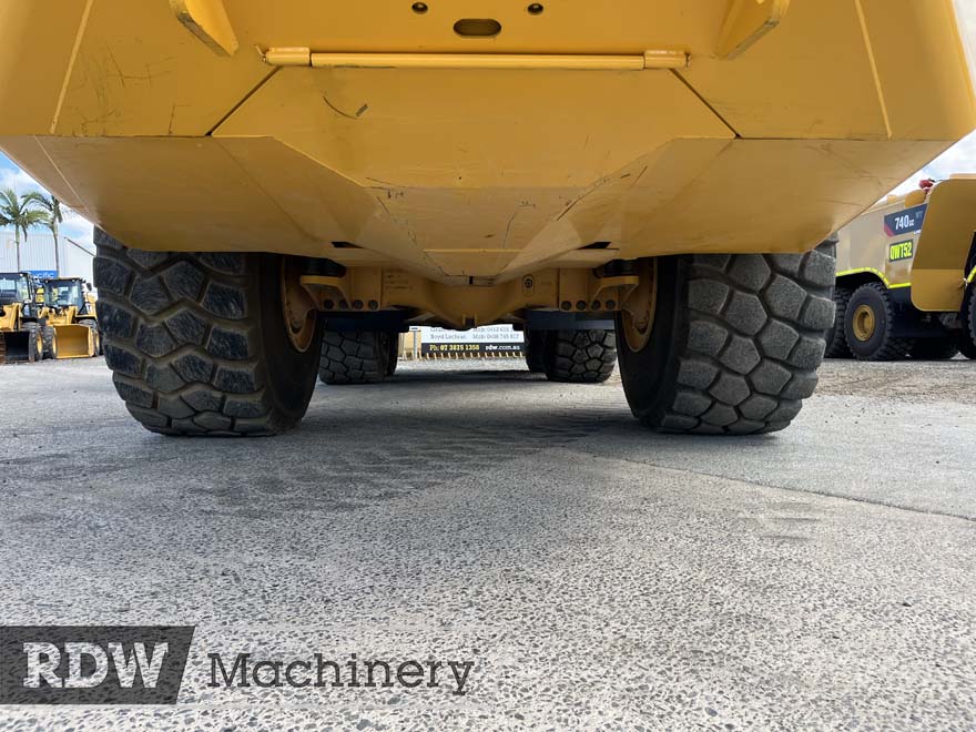 Volvo A40G Water Truck - Image 16