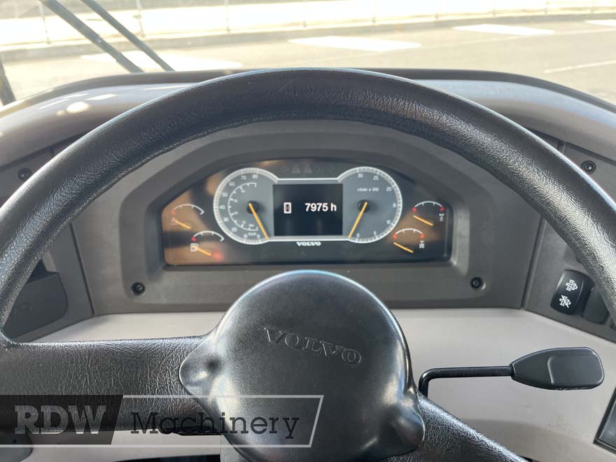 Volvo A40G Water Truck - Image 17
