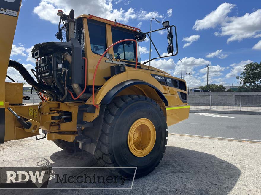 Volvo A40G Water Truck - Image 5