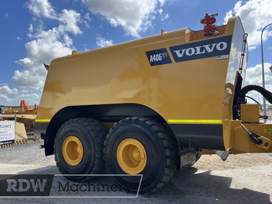Volvo A40G Water Truck - Image 6