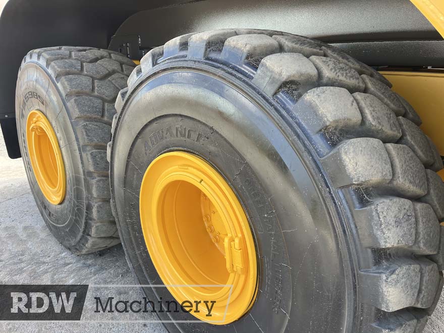 Volvo A40G Water Truck - Image 7