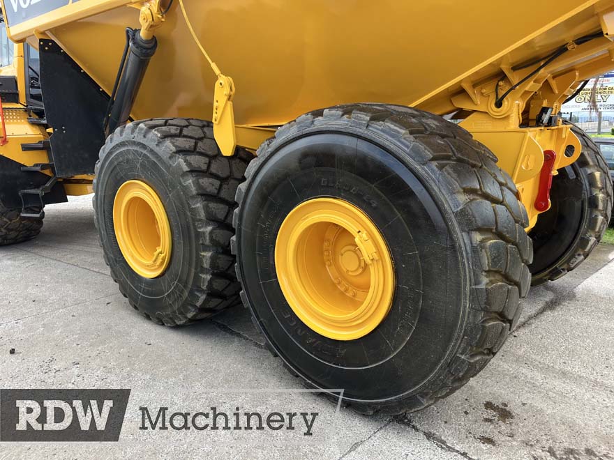 Volvo A40G Dump Truck - Image 13